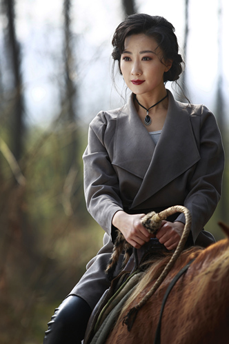 白瑶诠释“新概念型”土匪_手机新浪网