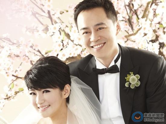 Selina提离婚结束5年夫妻情,张承中:我应负最大责任。