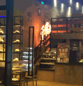 唐安琪烧伤现场