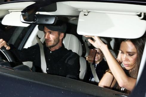 贝克汉姆一家出门被拍