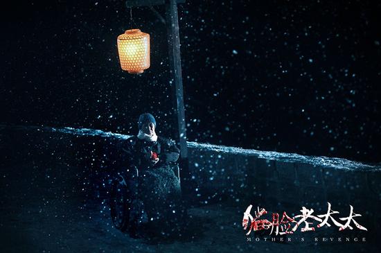 猫脸老太太被扔城楼