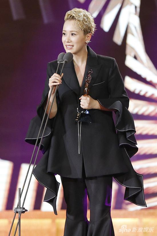 海清获最具价值女演员奖