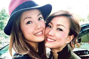 容祖儿唱《煞科》 郑秀文脸贴脸打气