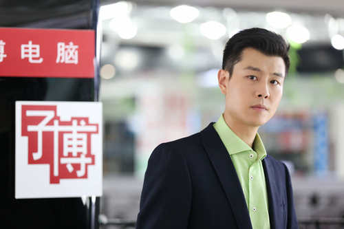 孙骁潇饰赵子博