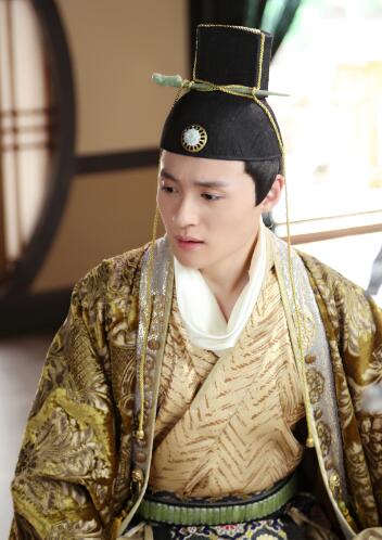 《青丘狐》九王爷强宇化身表情帝|青丘狐传说|强宇|九王爷_新浪娱乐_新浪网