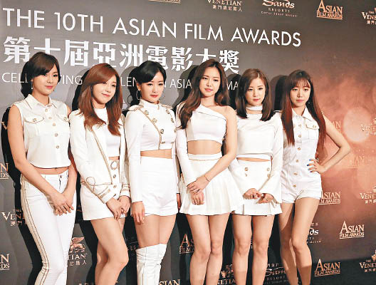 韩女星李成敏与周柏豪夺亚洲飞跃新星奖|李成