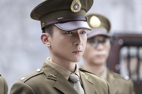 苏可在《一代枭雄》中饰演“沙里宾”