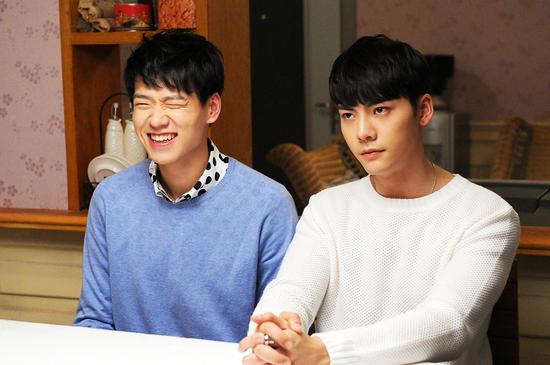 《爱有幸福》热播 魏大勋深陷感情危机|刘俊杰|张佳|陈伟霆_新浪娱乐_新浪网