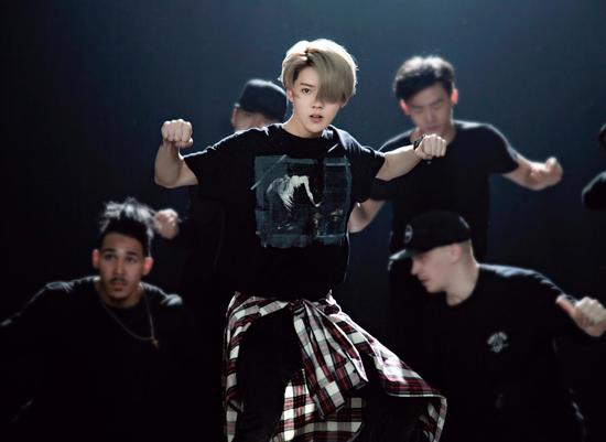 鹿晗巡演最终宣传片曝光 26日北京开唱|鹿晗|巡