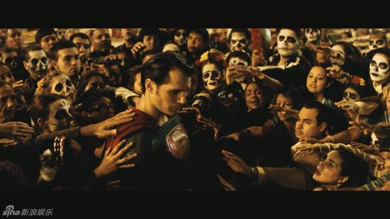 大家都想……摸