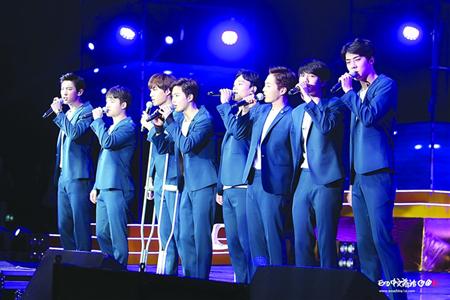 EXO拼盘演唱会主办方:系与歌迷协商结果
