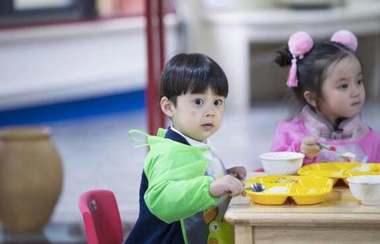爱上幼儿园萌娃