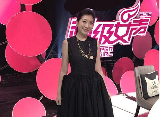 歌手毒药参加超女 黄嘉千预组组合|超女|毒药|黄