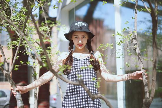 王子璇甜美可爱