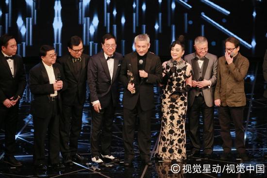 徐克凭《智取威虎山》第三度夺得第35届香港电影金像奖最佳导演.