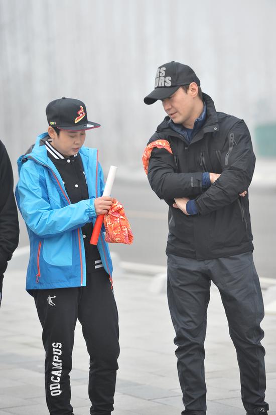 《非凡》黎明自曝曾暗恋张曼玉 贴满照片|张曼