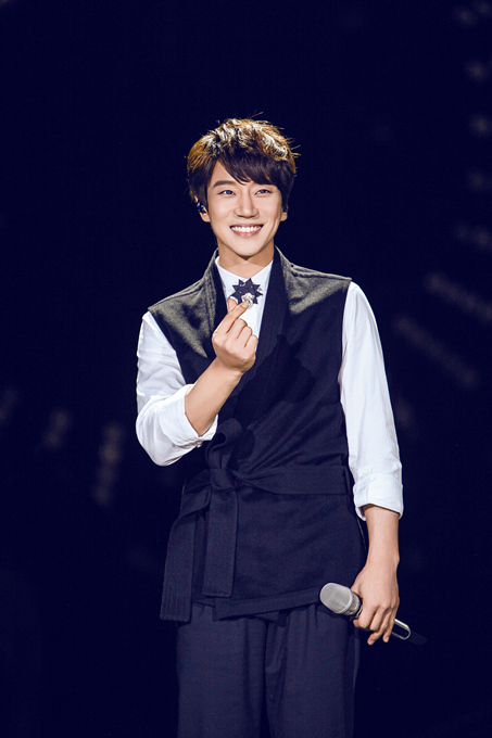  黄致列 助阵4.20主题活动 携数控魔方来袭|北京