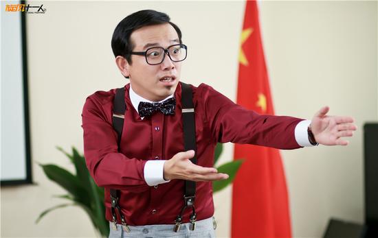 《旋风十一人》曾黎钱枫潘斌龙教师三人组