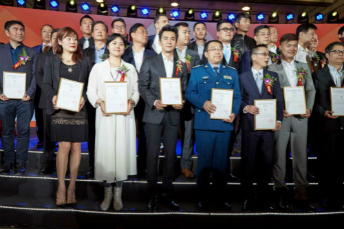 李晨将自导自演空军空战电影《霸天狼》