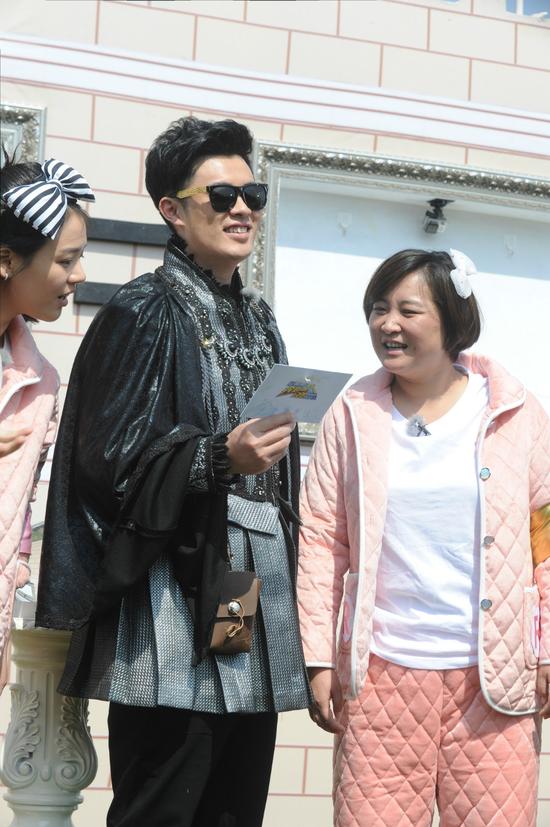 《跑男4》陈赫贾玲两大谐星相遇 搞笑不断|贾玲