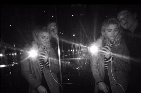 小贝长子承认恋情