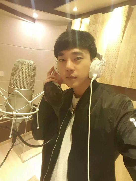 韩艺人安圣浩将推出音乐作品 花絮照曝光|安圣