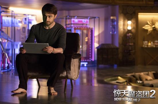 "哈利波特"《惊天魔盗团2》首演反派