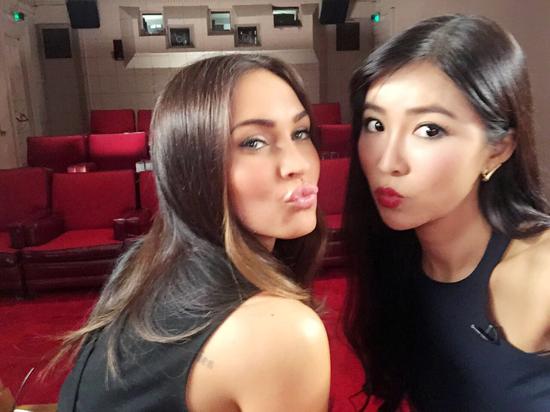 周玲安与梅根福克斯互称姐妹