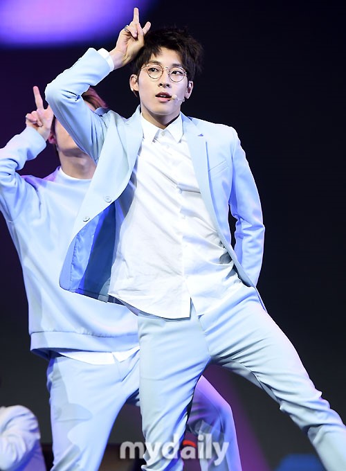 全圆佑