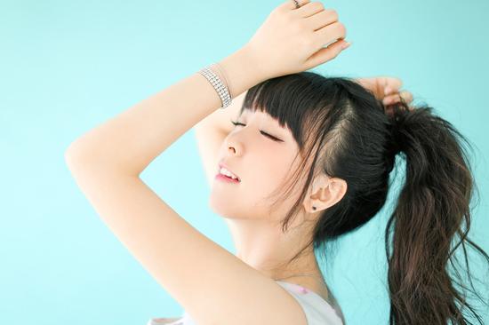 童可可《非童小可》首发 写真展清甜气质 - 娱乐频道 - 新财界