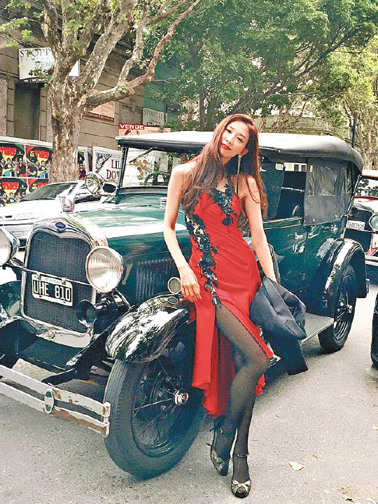 出彩中国人QQ中奖交个人所得税客服电话