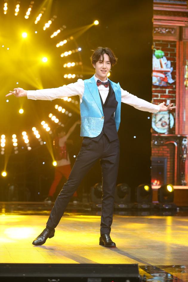 很拼!王一博录节目挑战十八般武艺 |王一博|天天