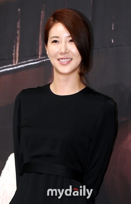 韩国涉毒女星张美仁爱将复出 KBS解除禁令|张