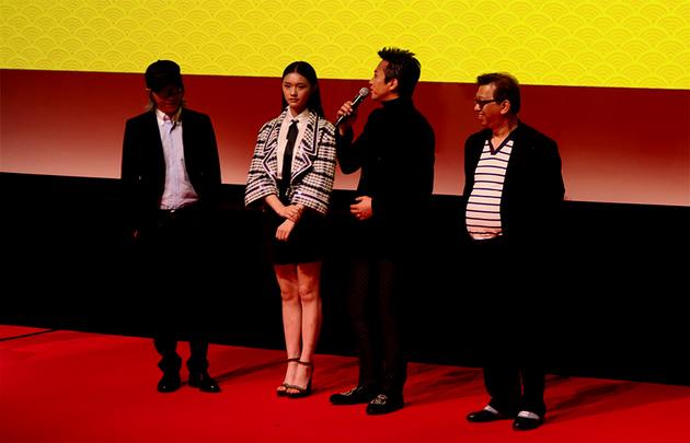 《美人鱼》新西兰展映受捧 星爷邓超亮相|美人