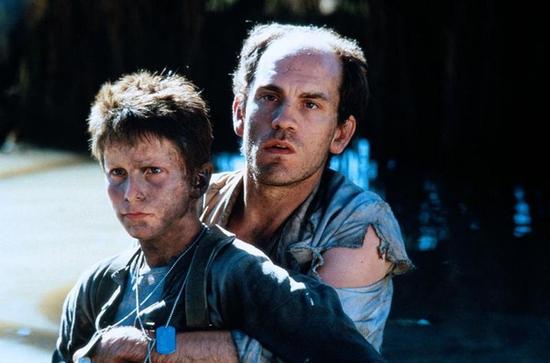 《终极胜利》还原历史 上演集中营夜与雾|终极胜利|集中营|夜与雾_新浪娱乐_新浪网