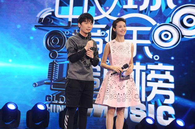 简弘亦首登榜上榜打榜 《树》摘得亚军|榜上榜|简弘亦|《树》_新浪娱乐_新浪网