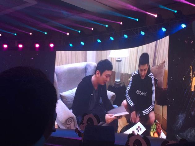 王思聪告诫吴亦凡:不要找圈内姑娘|王思聪|吴亦