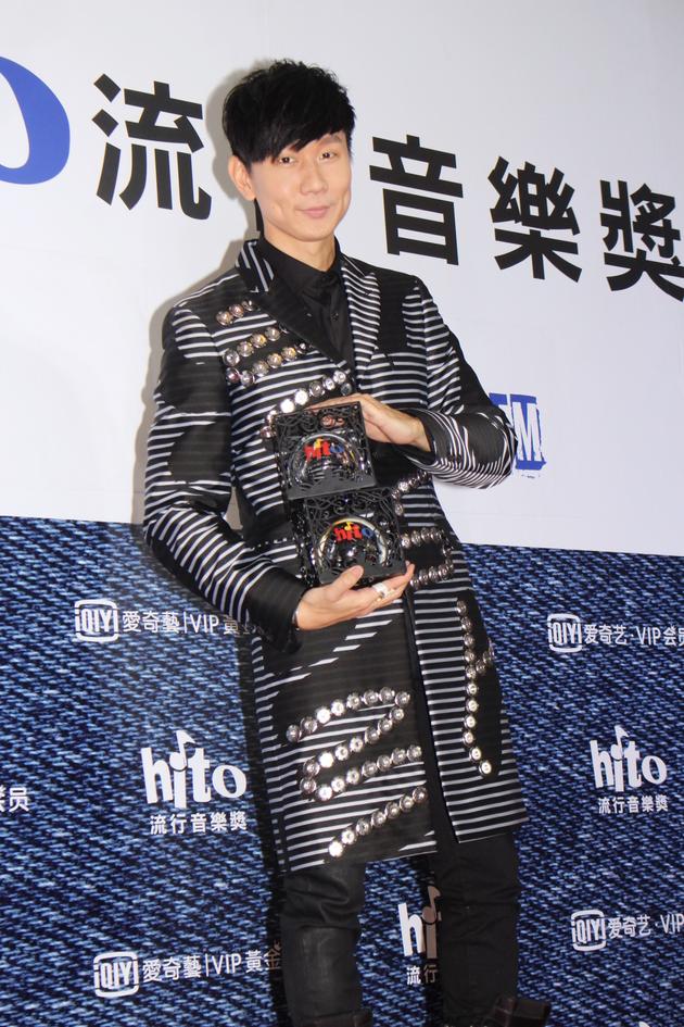 林俊杰夺歌王没压力 蔡健雅称要做疯狂事|蔡健