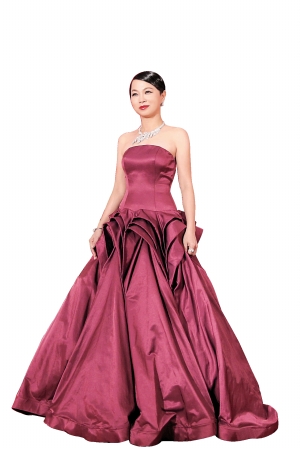 刘玉翠去年盛装出席“国剧盛典”