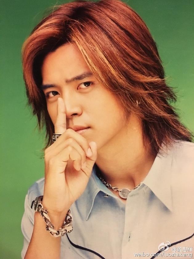 罗志祥晒19岁旧照 网友:19岁的朱碧石|罗志祥|