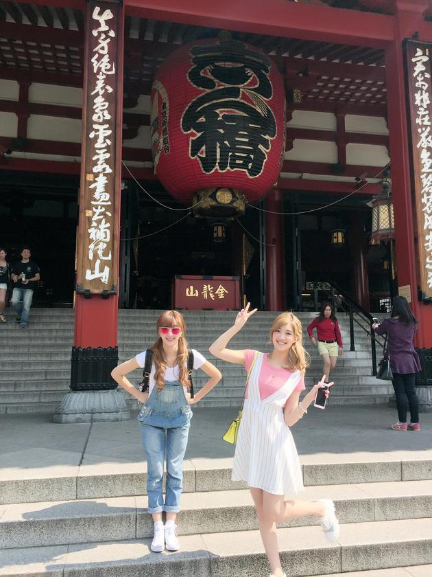 蜜蜂少女希雅和琪畅游日本