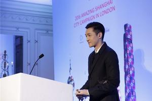 胡歌伦敦参展秀英文 多面才情享誉海外|胡歌|英