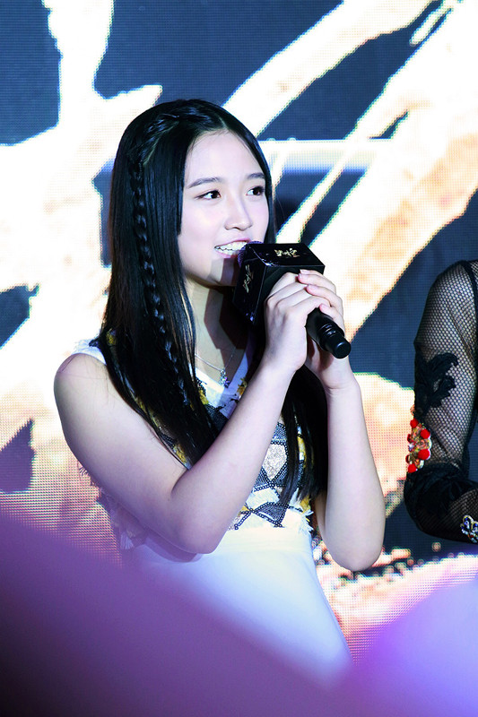 费沁源接受提问