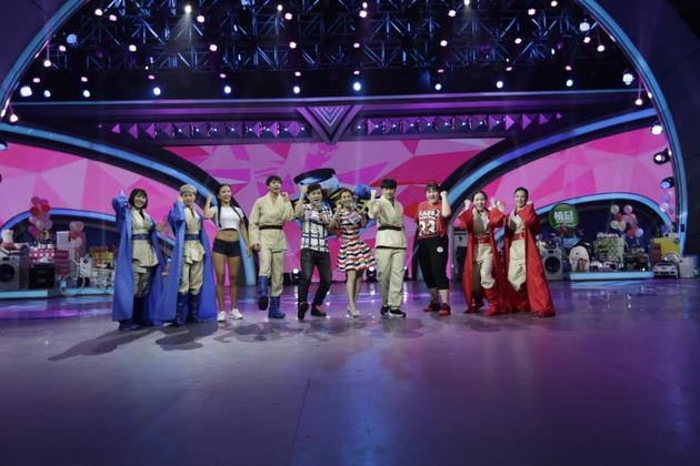 俞灏明直视容貌争议:不靠脸吃饭很多年|俞灏明|陈汉典|拜托拿稳_新浪娱乐_新浪网