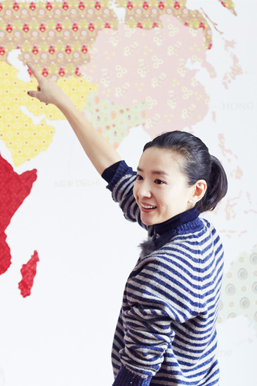 妈超顶顶生日会来临 董洁亲自制作邀请卡|妈妈