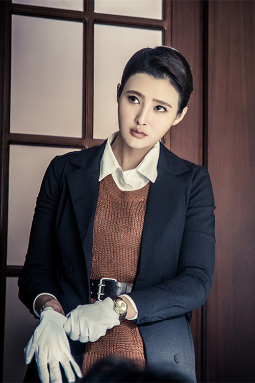 《解密》中饰演雷婷的白庆琳
