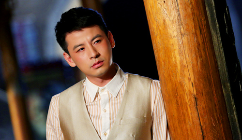 钱泳辰外冷内热