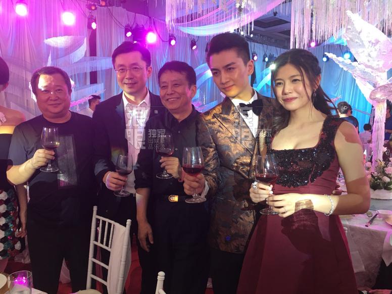 陈妍希孕期上围暴涨