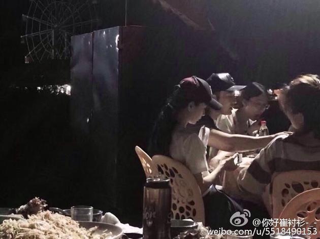 黄晓明Baby深夜吃海鲜