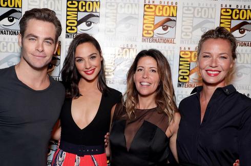 《神奇女侠》预告美哭